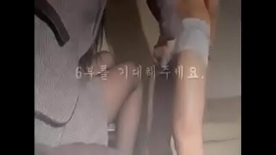 Cô Chủ Ngang Ngược Bắt Người Hầu Mút Chân Cho Mình